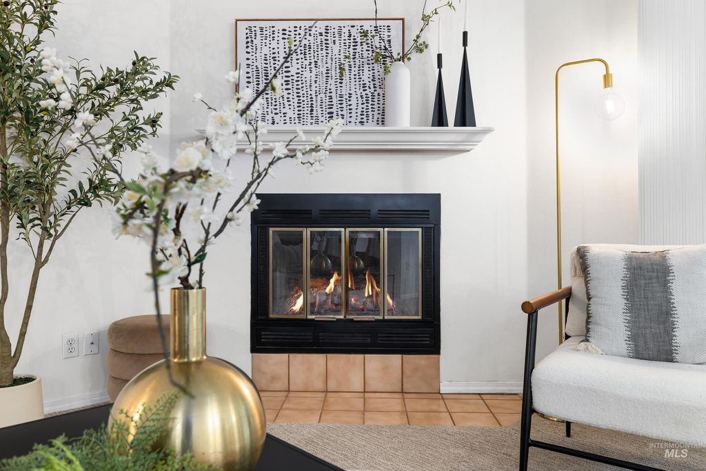 Photo of 3611 S Gekeler Ln #122, Boise, ID 83706 (MLS # 98965094)