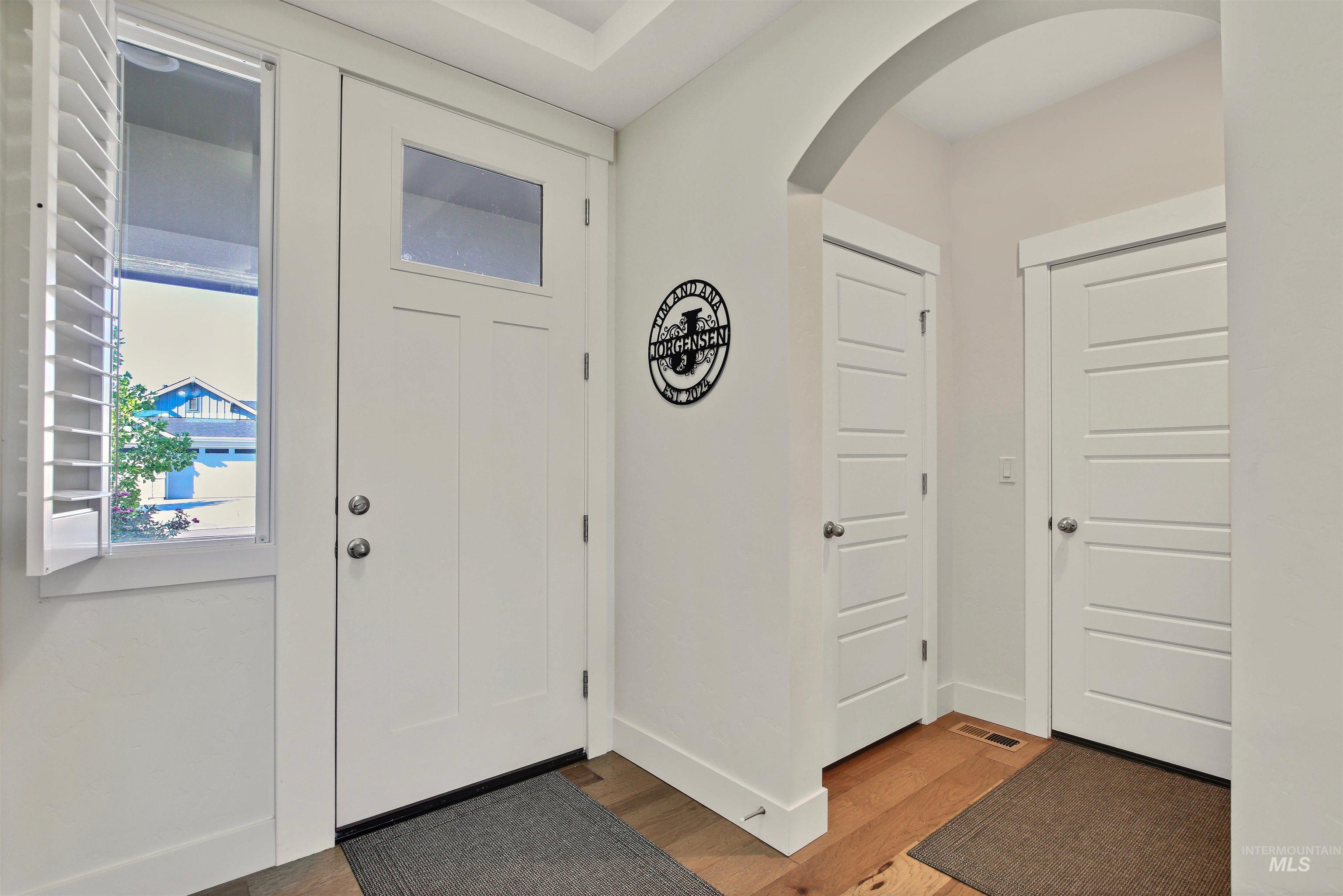 6238 Canyon Crossing