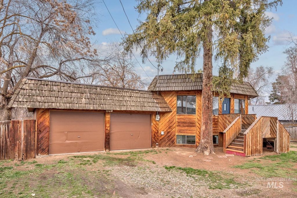 Photo of 119 7th Ave N Ave, Payette, ID 83661 (MLS # 98977244)