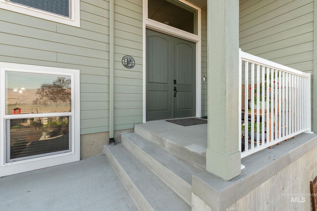 Photo of 454 Valley Vista Blvd, Lewiston, ID 83501 (MLS # 98962546)