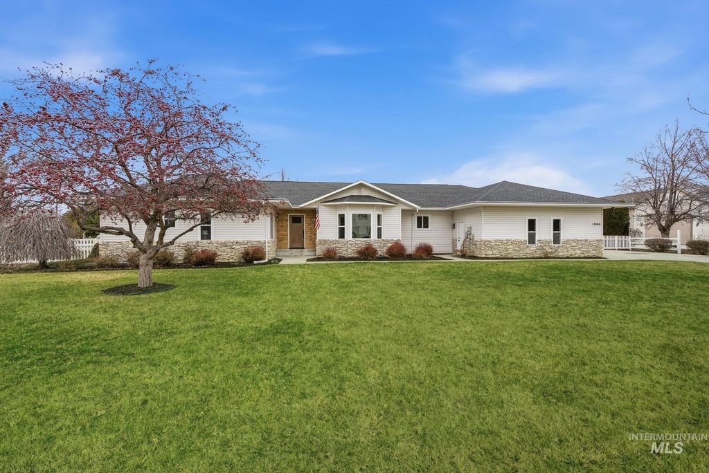 Photo of 12068 W Gamekeeper Dr, Kuna, ID 83634 (MLS # 98971033)