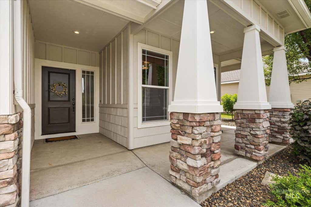 Photo of 3846 S Montague Way, Meridian, ID 83642 (MLS # 98990988)