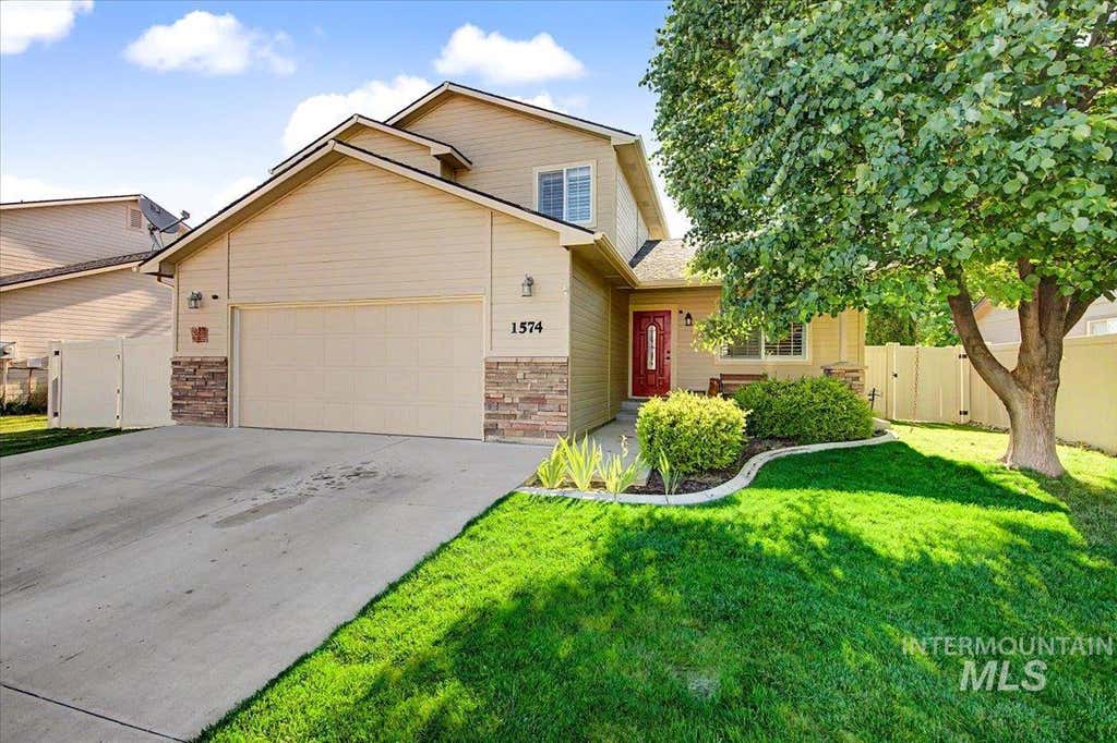 Photo of 1574 S Glasgow AVE, Nampa, ID 83686 (MLS # 98996522)