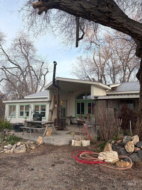 Photo of 8241 Butte Rd, Melba, ID 83641 (MLS # 98976354)