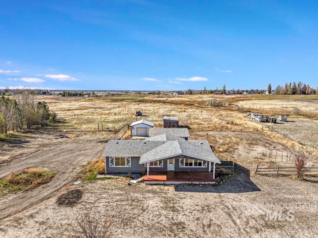 Photo of 399 150 E, Shoshone, ID 83352 (MLS # 98966704)