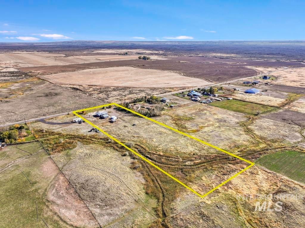 Photo of 399 150 E, Shoshone, ID 83352 (MLS # 98966704)