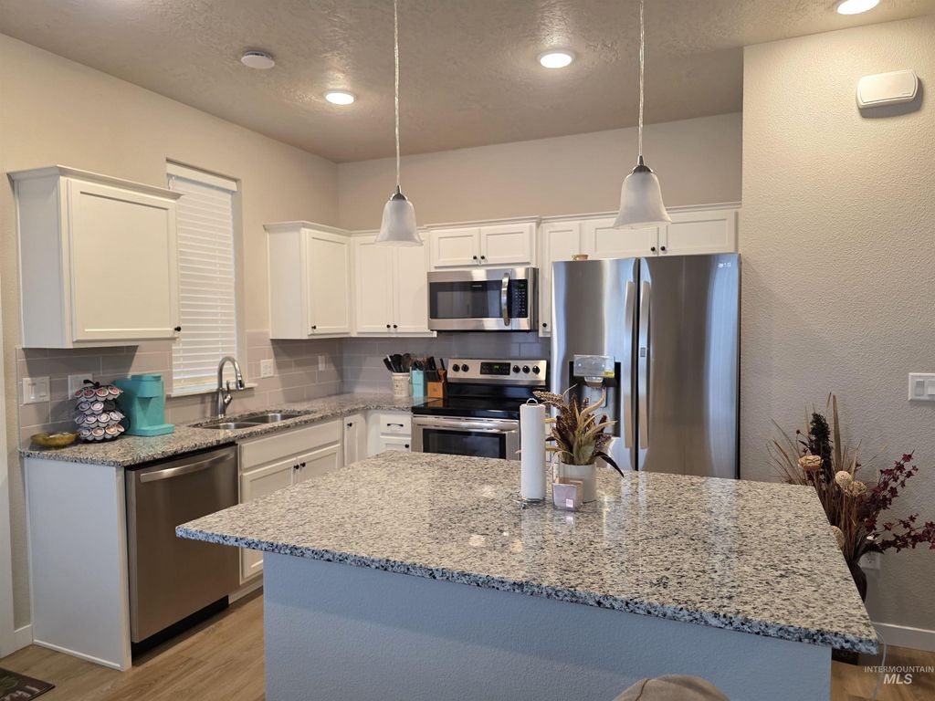 Photo of 2316 E Spice Loop #4, Nampa, ID 83687 (MLS # 98972164)
