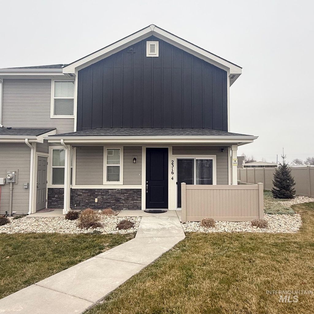 Photo of 2316 E Spice Loop #4, Nampa, ID 83687 (MLS # 98972164)