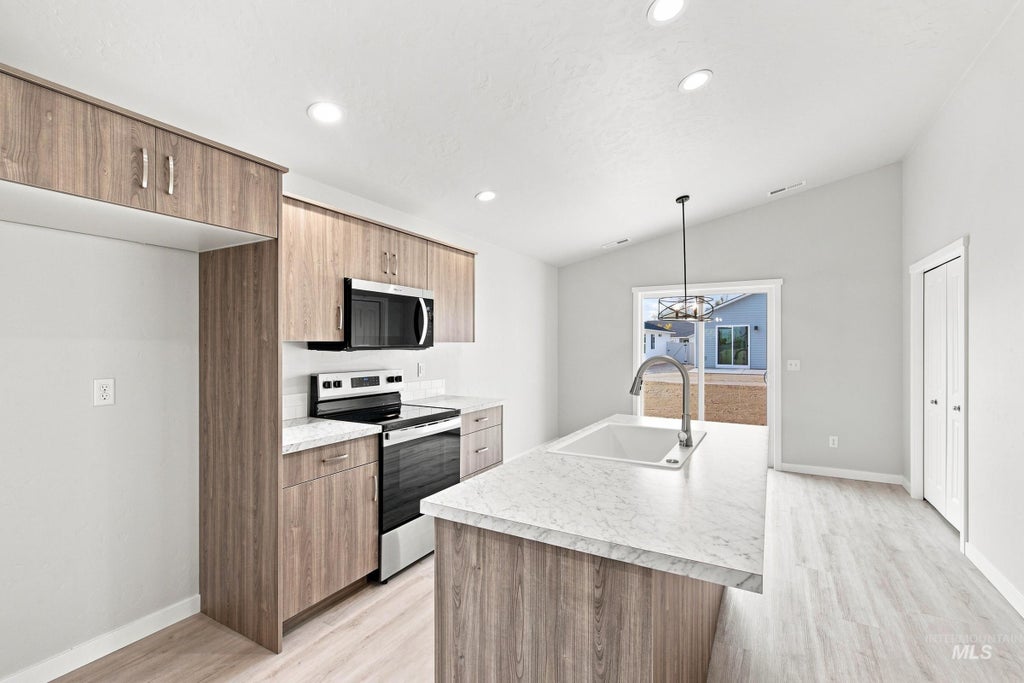 Photo of 4318 Lamar St, Caldwell, ID 83605 (MLS # 99002150)