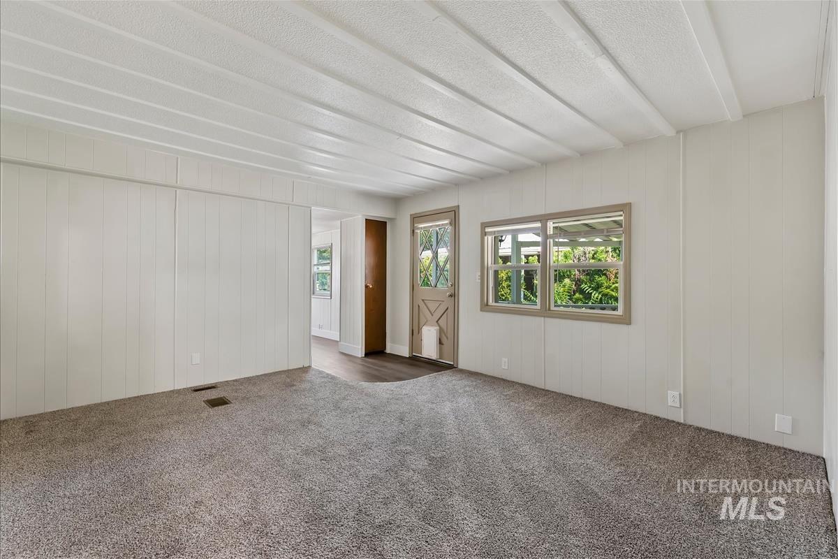 3181 W Alpine