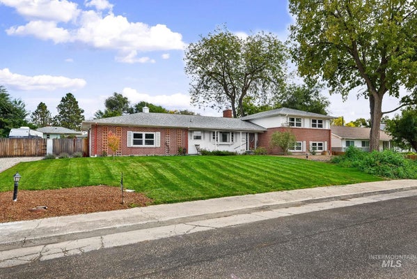 2015 IDAHO AVE, CALDWELL, ID 83605 - Image 44b3d5bbcba49cf737a69cdd33356033/3113292685