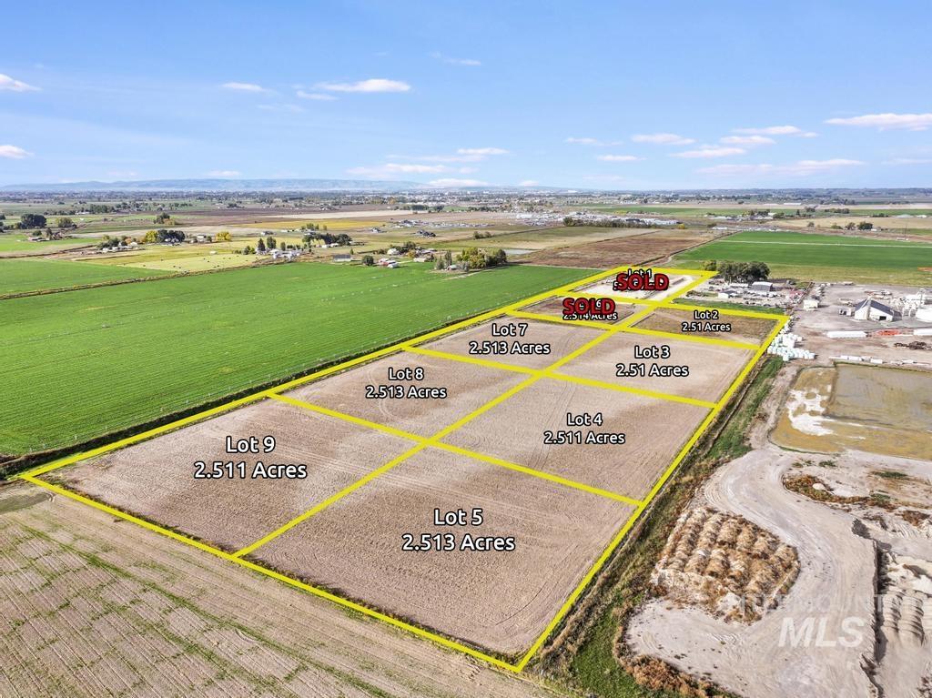 TBD 200 W Lot 4