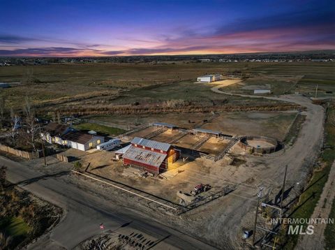 2588 W Sales Yard Road Emmett ID 83617