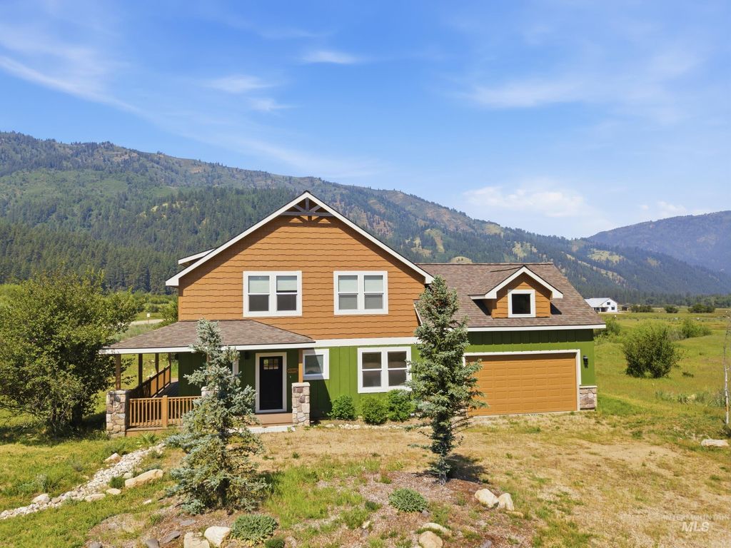 Photo of 19 Southfork Ln, Garden Valley, ID 83622 (MLS # 98988001)