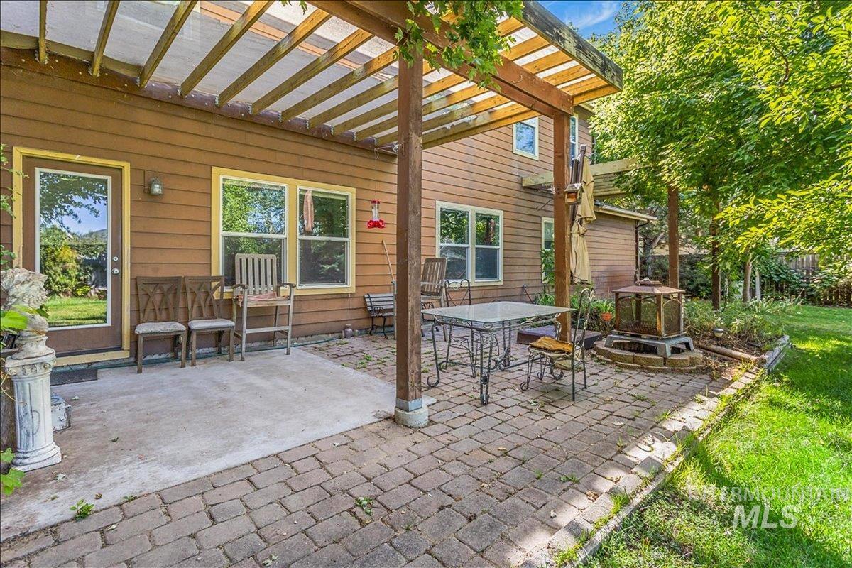 View of patio / terrace with a pergola and outdoor dining space