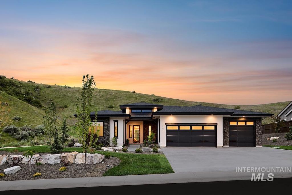 Photo of 11071 N Elk Ridge Way, Boise, ID 83714 (MLS # 98983557)