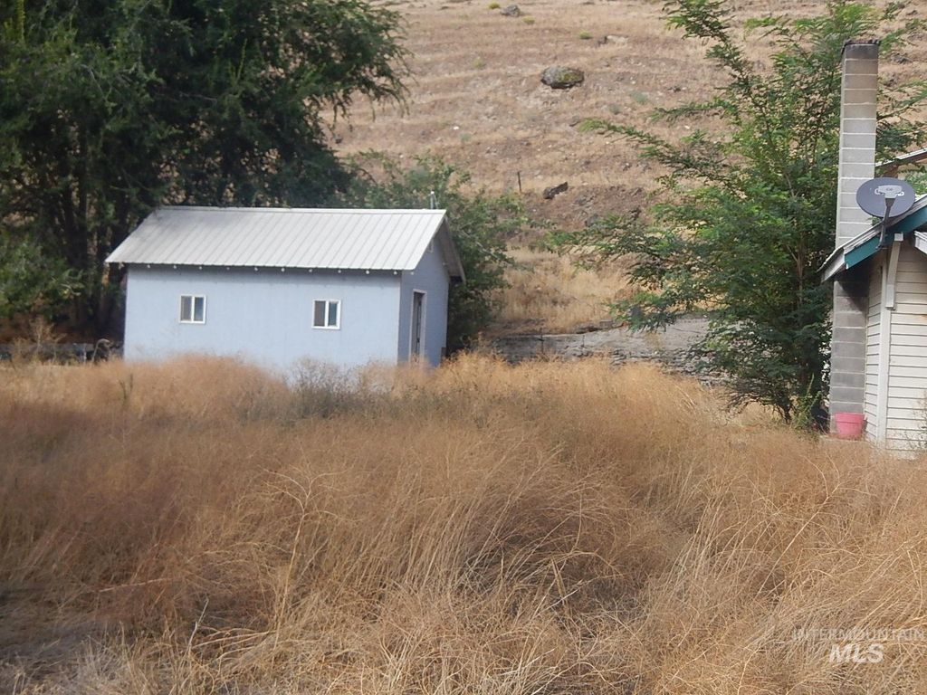 Photo of 2322 Asotin Ck Rd, Asotin, WA 99402 (MLS # 98965480)