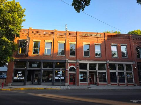 208 & 210 Main St. Lewiston ID 83501