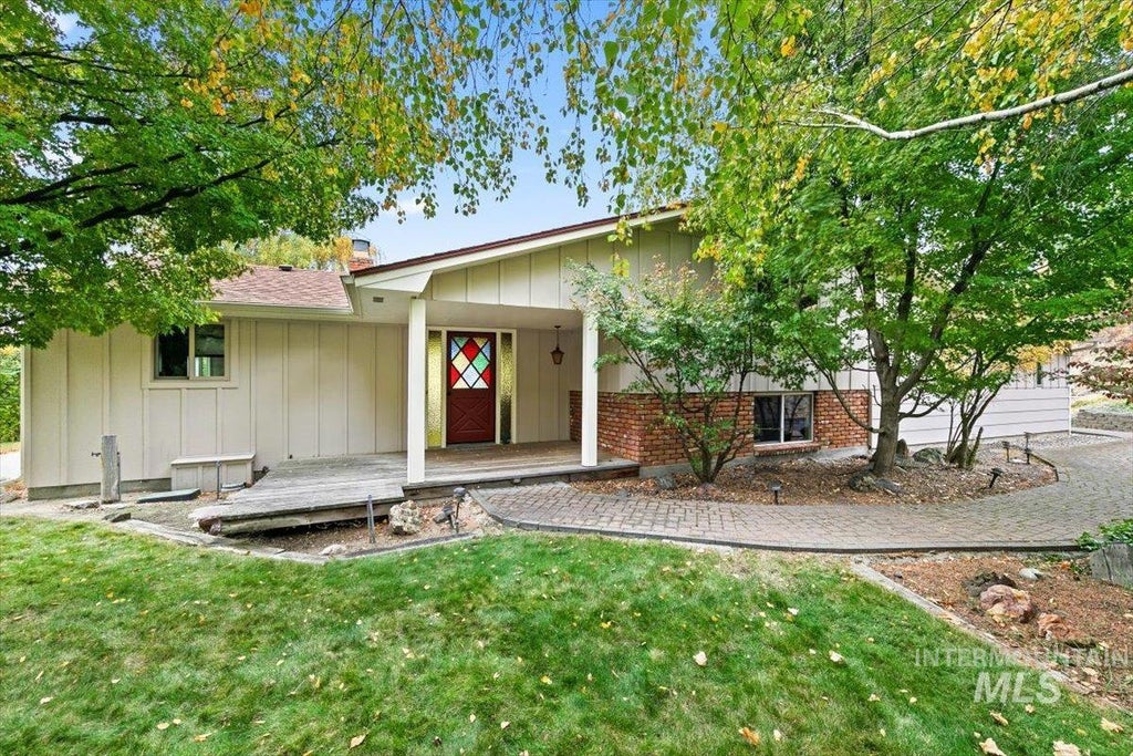 Photo of 4400 N Ginzel St, Boise, ID 83703 (MLS # 99005137)