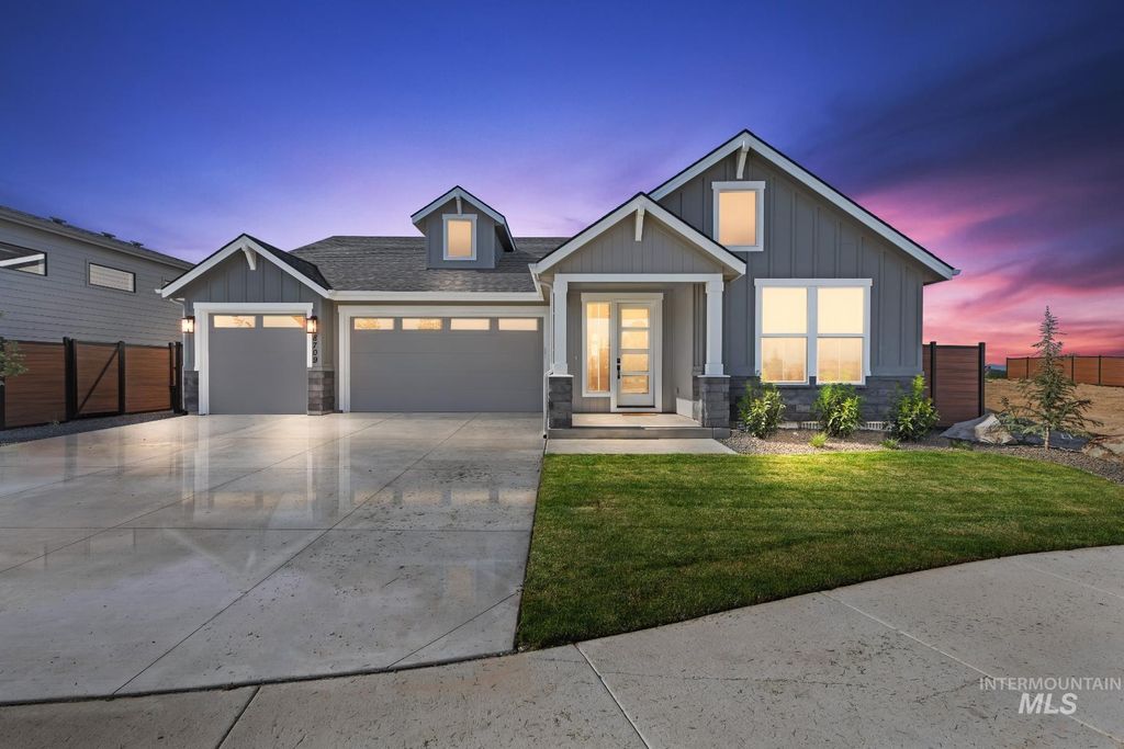 Photo of 8709 W Inspirado St, Meridian, ID 83646 (MLS # 98963494)