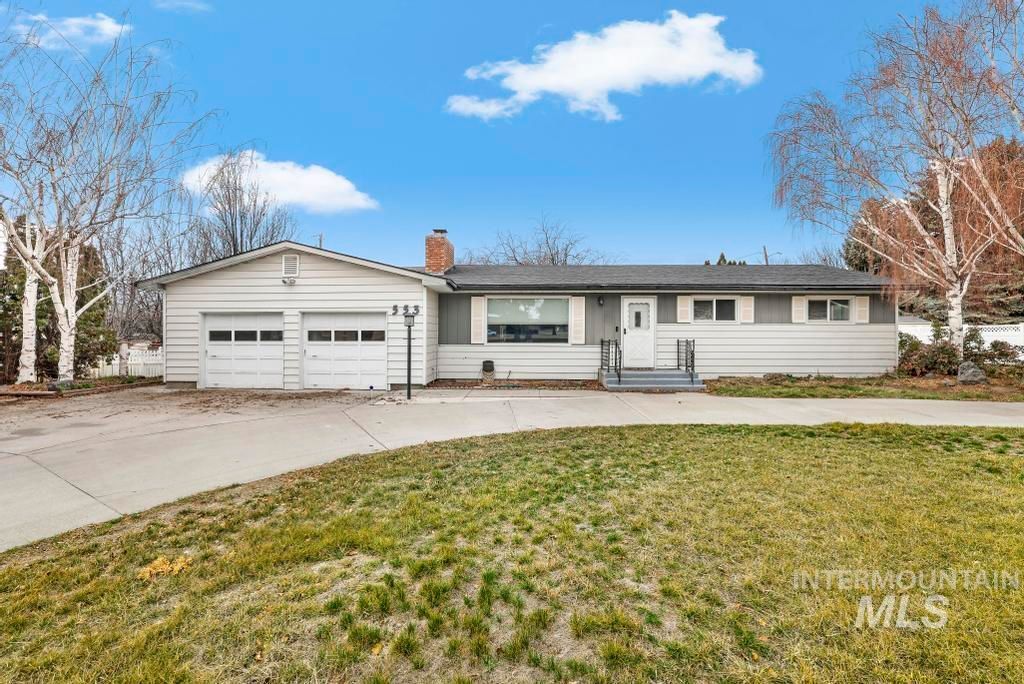 Photo of 553 Eastland Dr, Twin Falls, ID 83301 (MLS # 98976608)
