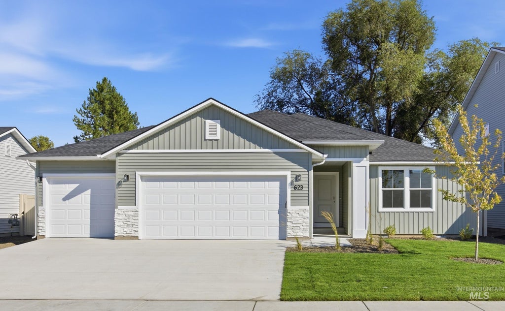 Photo of 623 W Novak Dr, Emmett, ID 83617 (MLS # 98991811)