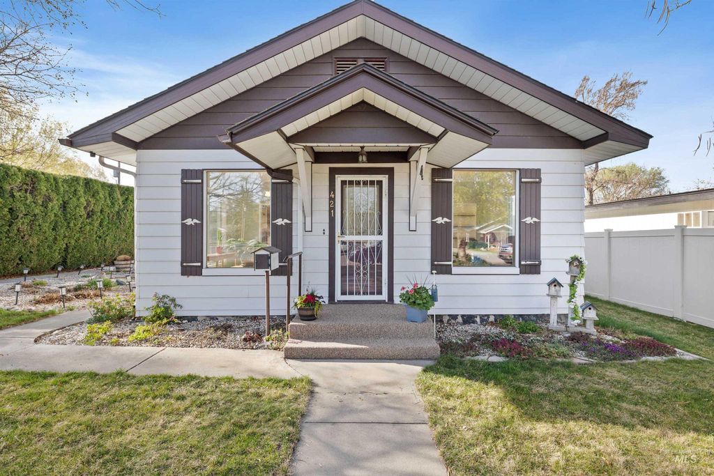 Photo of 421 E Ave E Ave, Jerome, ID 83338 (MLS # 98976583)