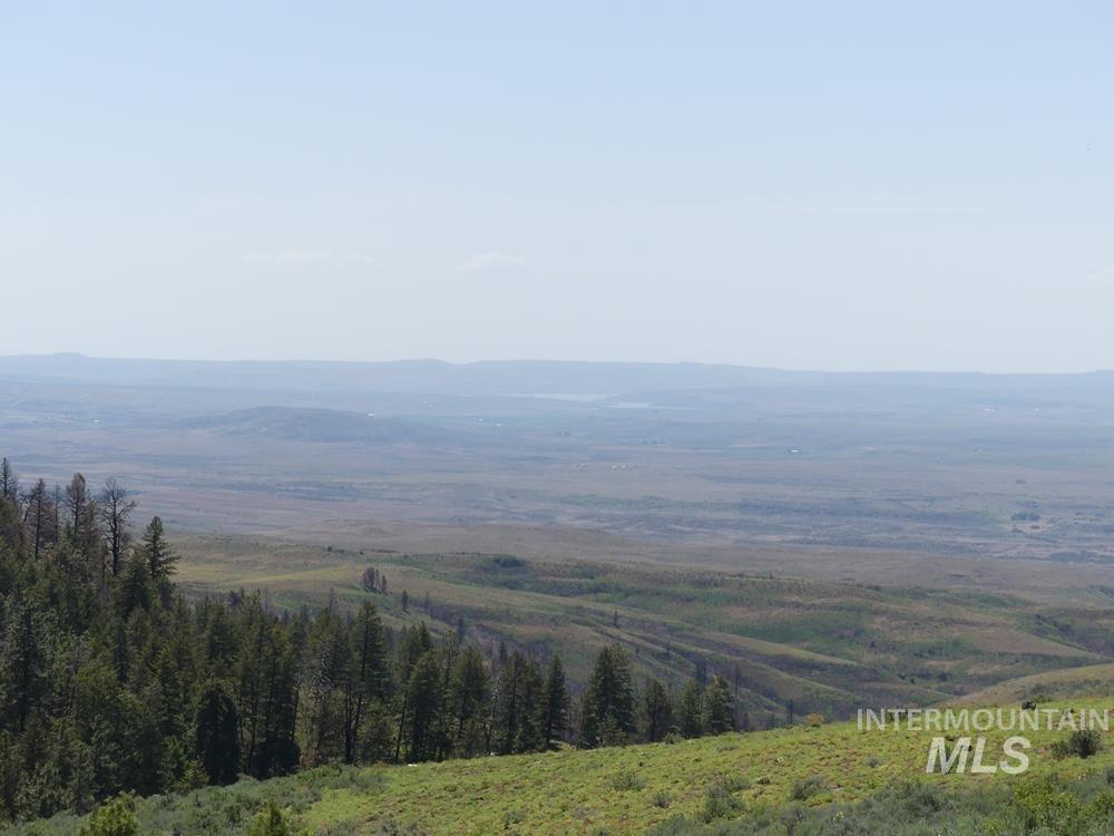 2880 S Grays Creek Rd.