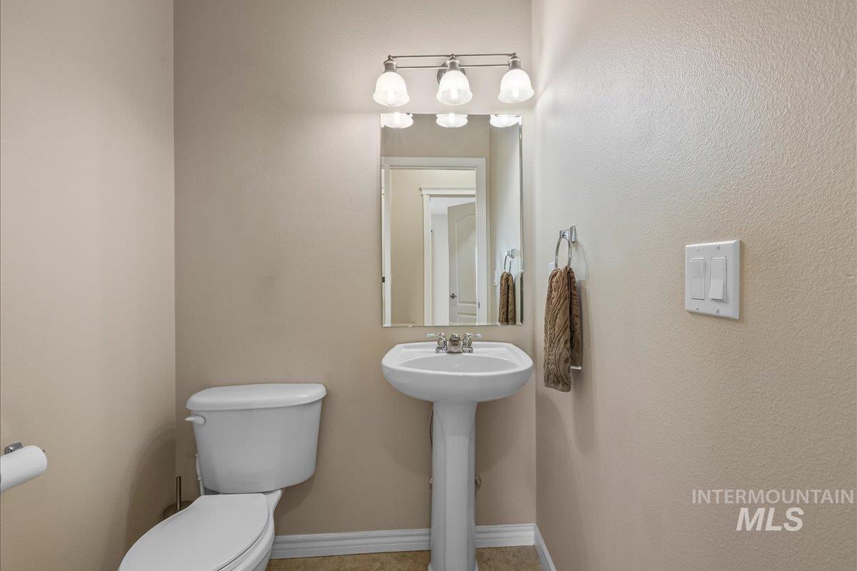 Horseshoe Bend, Idaho 83629, United States, 3 Bedrooms Bedrooms, ,3 BathroomsBathrooms,Residential,Active,134675