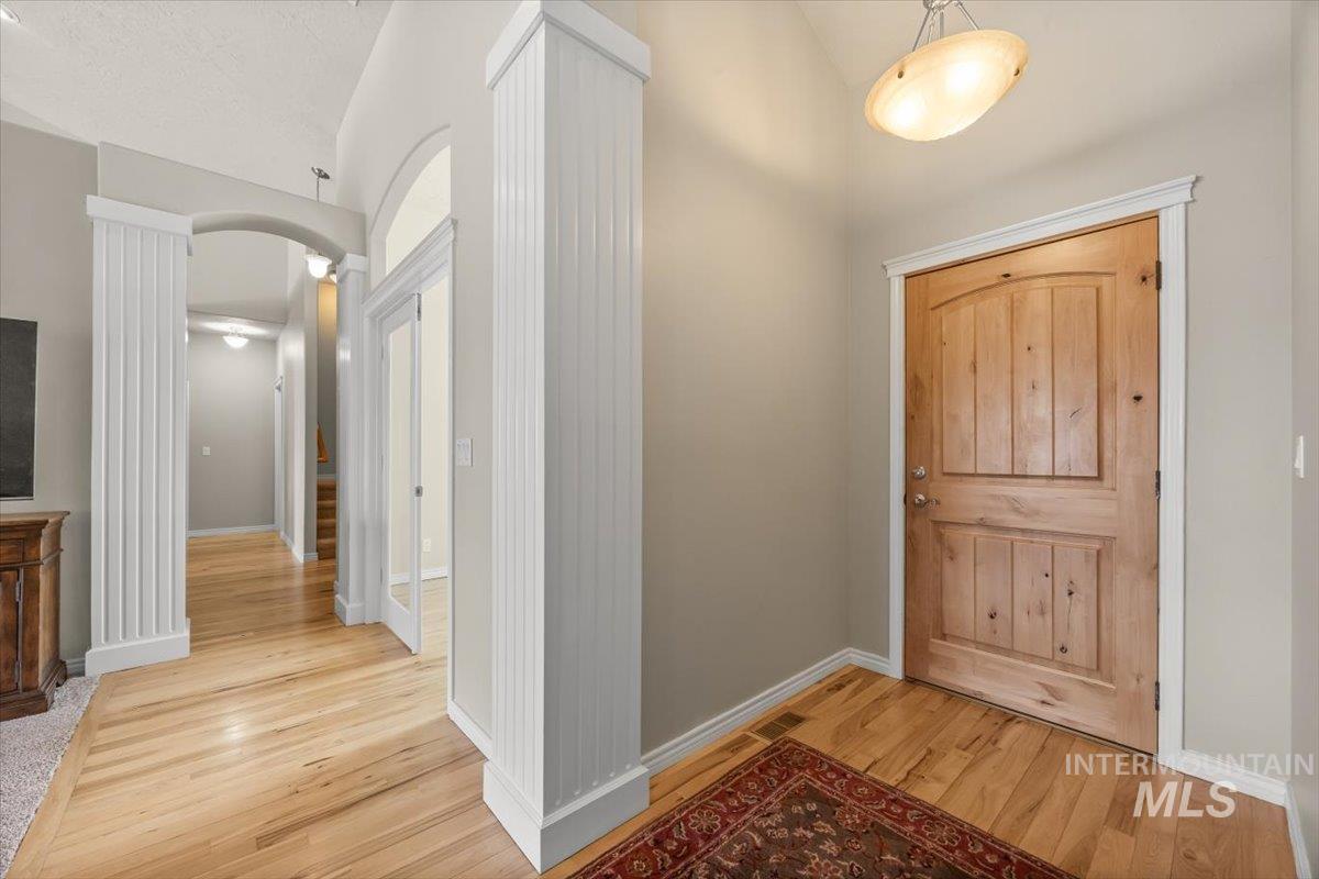 Horseshoe Bend, Idaho 83629, United States, 3 Bedrooms Bedrooms, ,3 BathroomsBathrooms,Residential,Active,134675