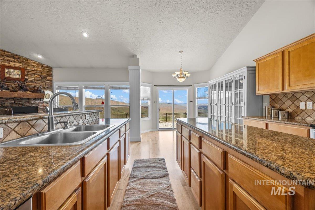 Horseshoe Bend, Idaho 83629, United States, 3 Bedrooms Bedrooms, ,3 BathroomsBathrooms,Residential,Active,134675