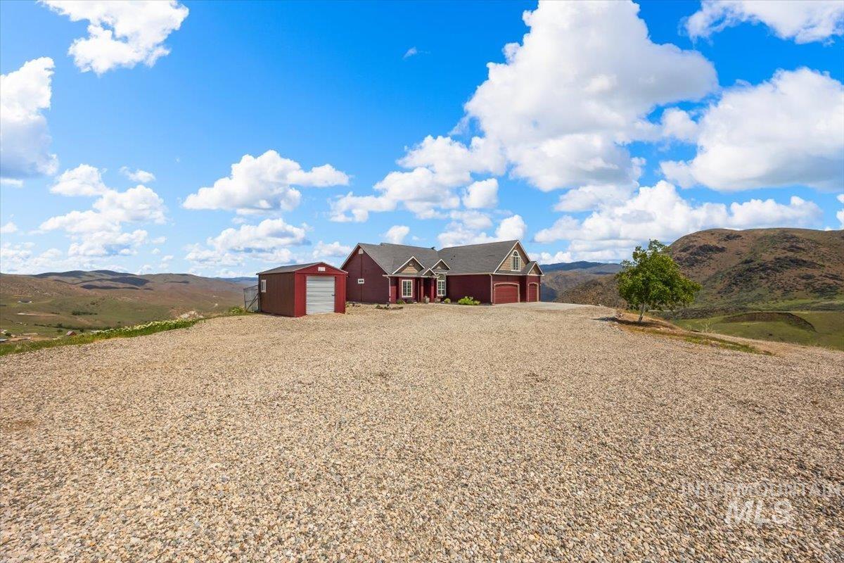 Horseshoe Bend, Idaho 83629, United States, 3 Bedrooms Bedrooms, ,3 BathroomsBathrooms,Residential,Active,134675