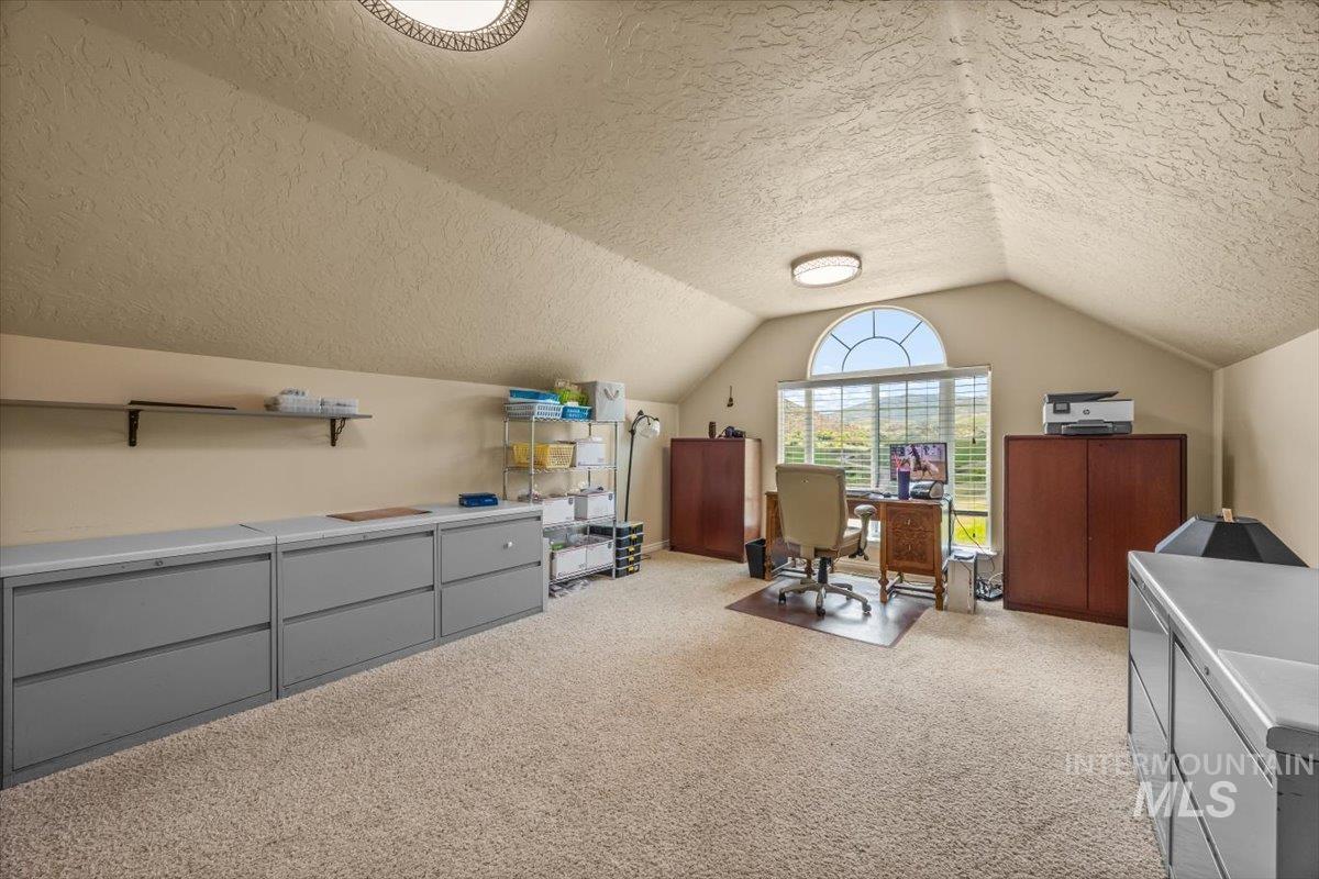 Horseshoe Bend, Idaho 83629, United States, 3 Bedrooms Bedrooms, ,3 BathroomsBathrooms,Residential,Active,134675