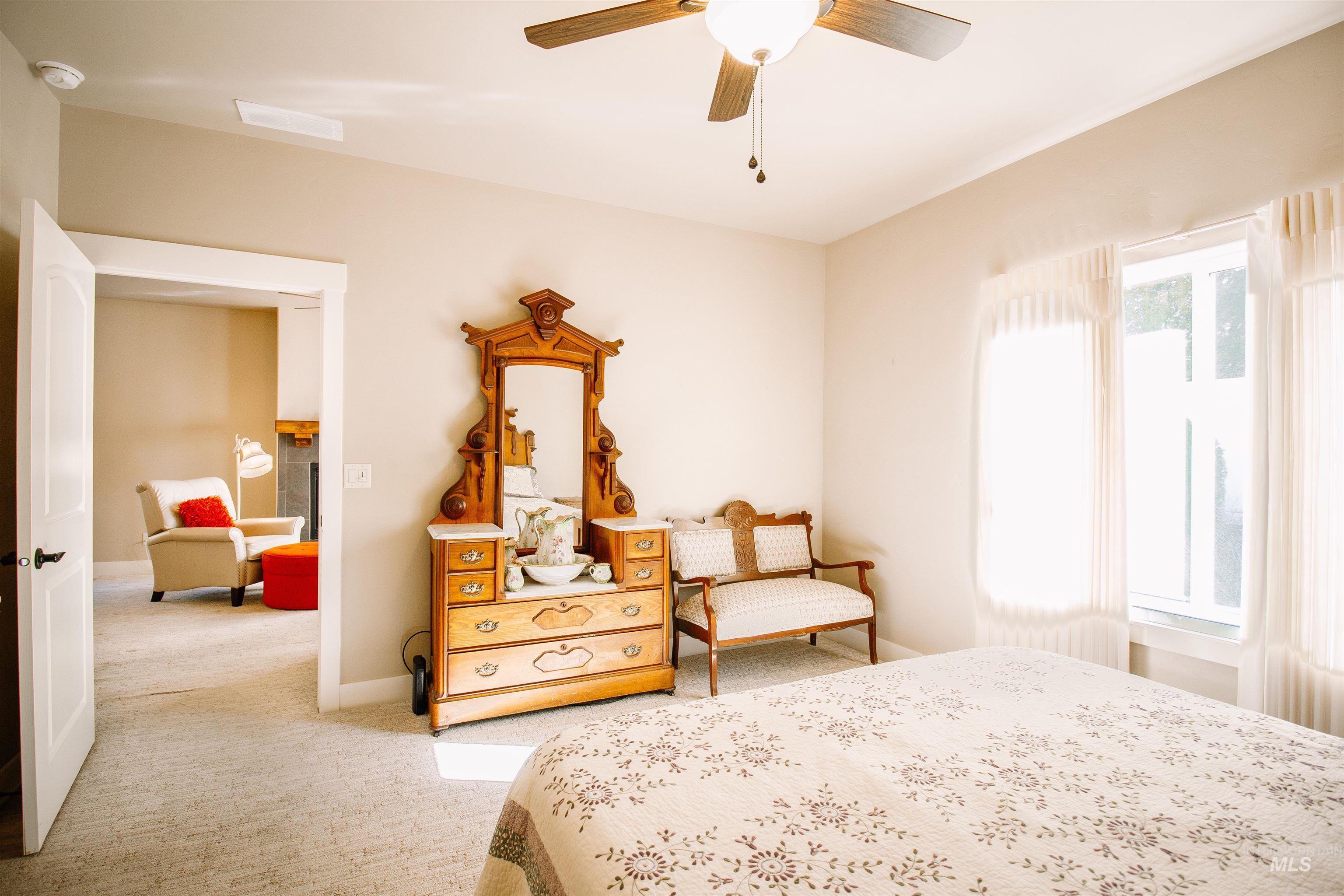 Twin Falls, Idaho 83301, United States, 2 Bedrooms Bedrooms, ,2 BathroomsBathrooms,Residential,Pending,79093