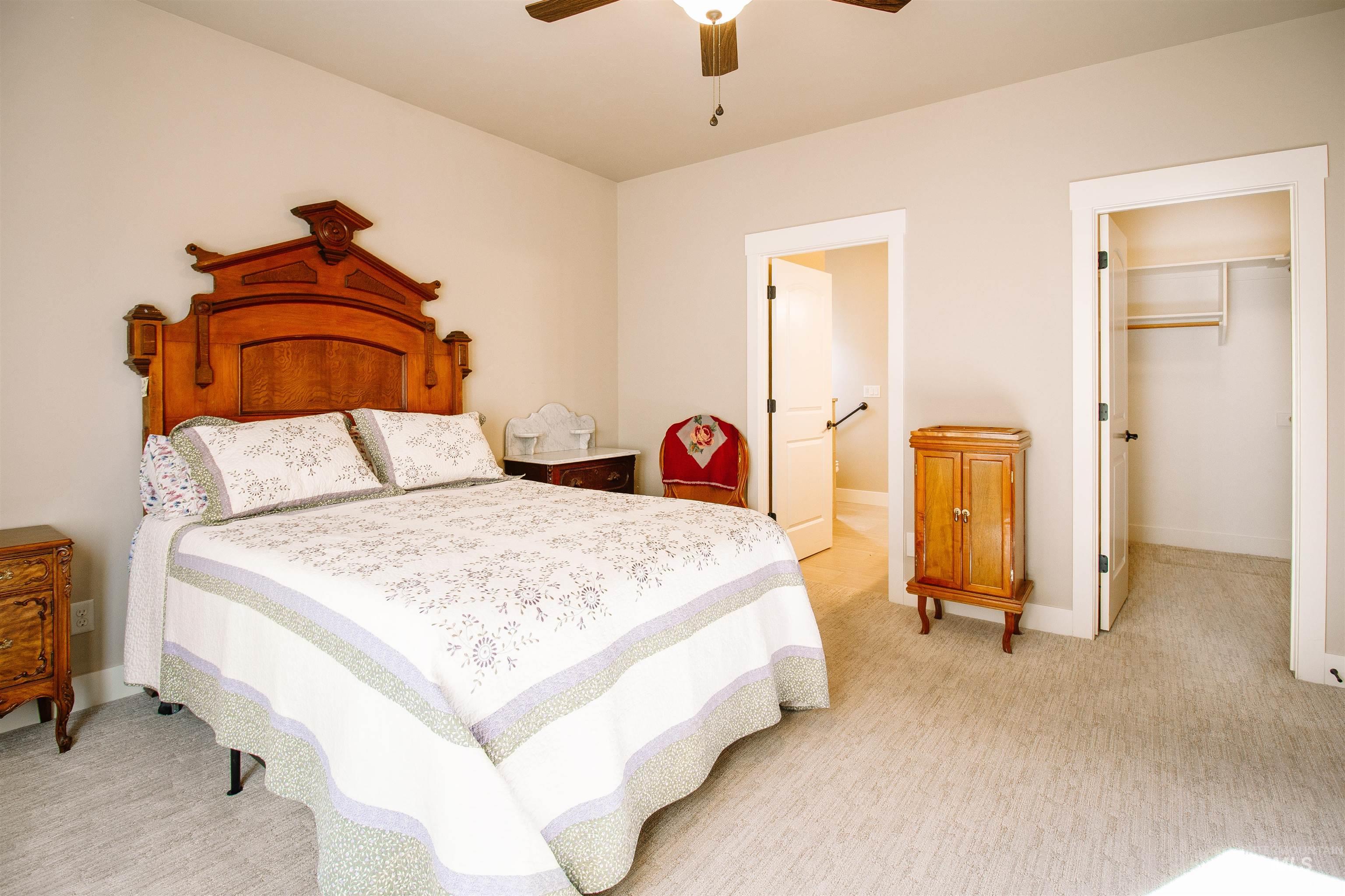 Twin Falls, Idaho 83301, United States, 2 Bedrooms Bedrooms, ,2 BathroomsBathrooms,Residential,Pending,79093