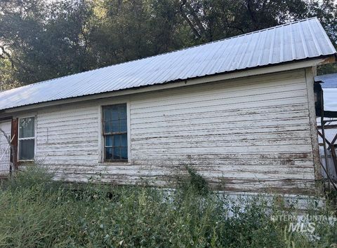 Photo of 3493 5th Street, Harper, OR 97906 (MLS # 98964639)