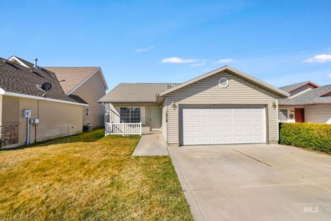 Photo of 1218 Inca Dr, Twin Falls, ID 83301 (MLS # 98977580)