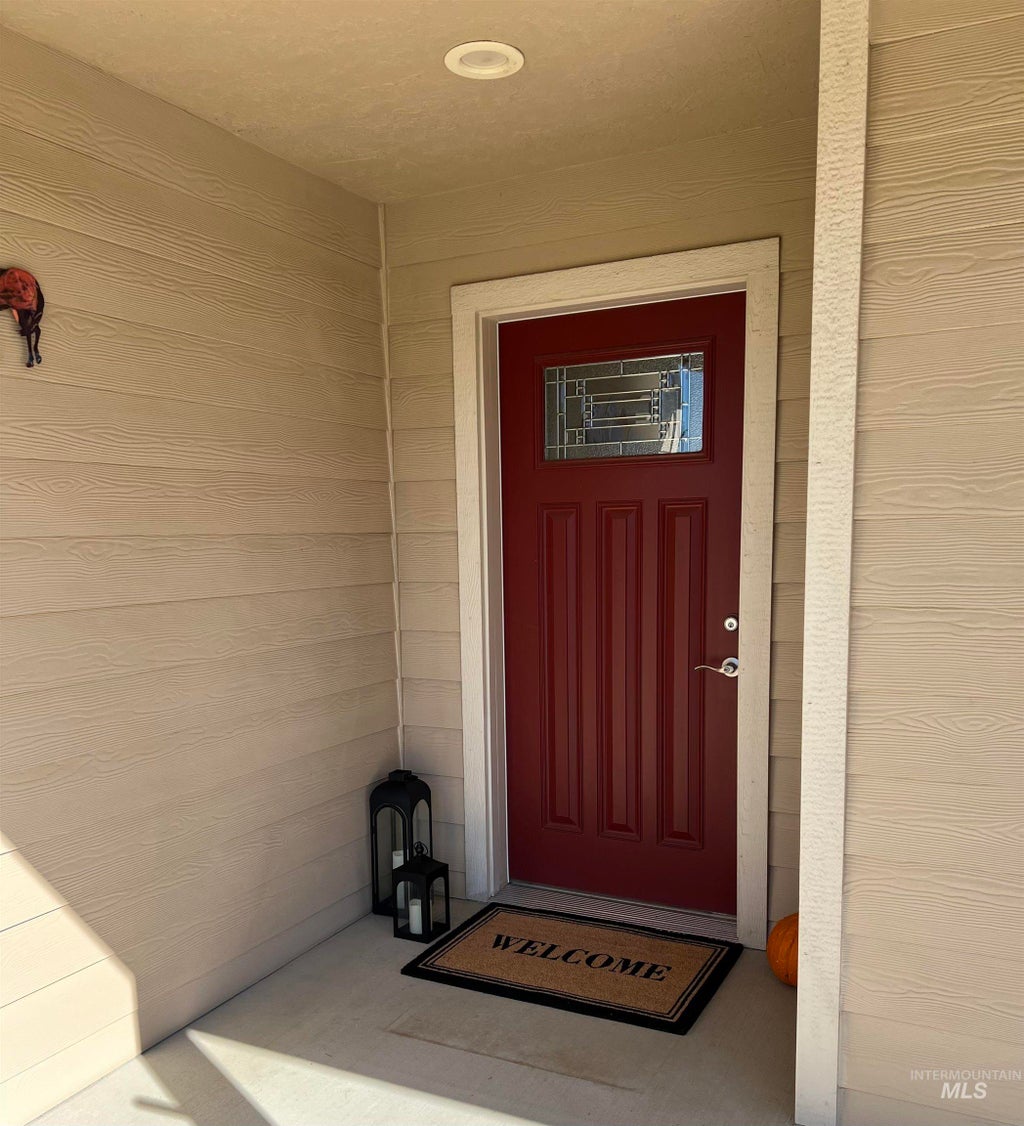 Photo of 1705 Pioneer Dr, Lewiston, ID 83501 (MLS # 99000038)