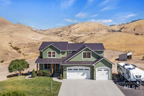 Photo of 11660 Timber Butte Rd, Sweet, ID 83670 (MLS # 99000240)