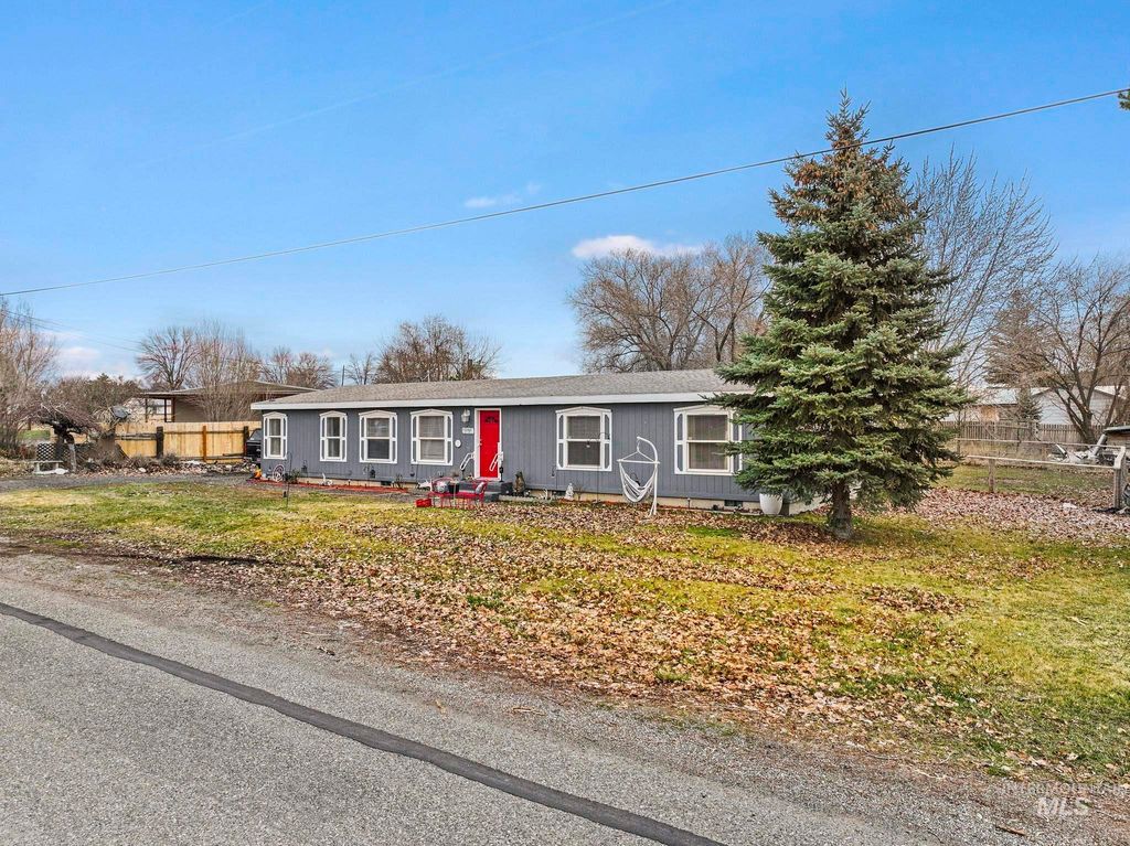 Photo of 450 N Main Street, Dietrich, ID 83324 (MLS # 98976709)