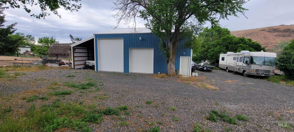 Photo of 1303 4th St, Asotin, WA 99402 (MLS # 98986040)