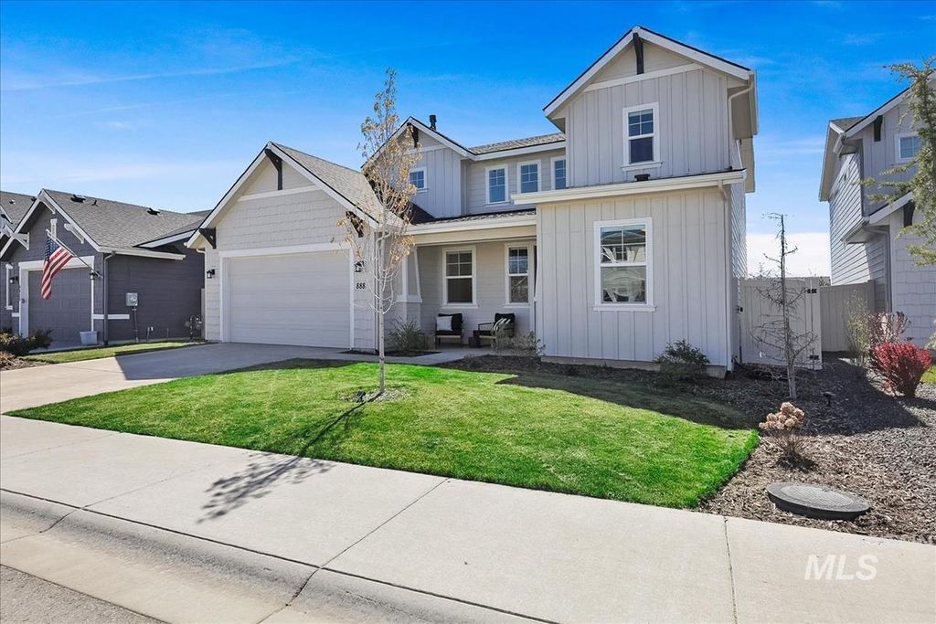 Photo of 8881 W Snow Wolf Dr, Star, ID 83669 (MLS # 98981219)