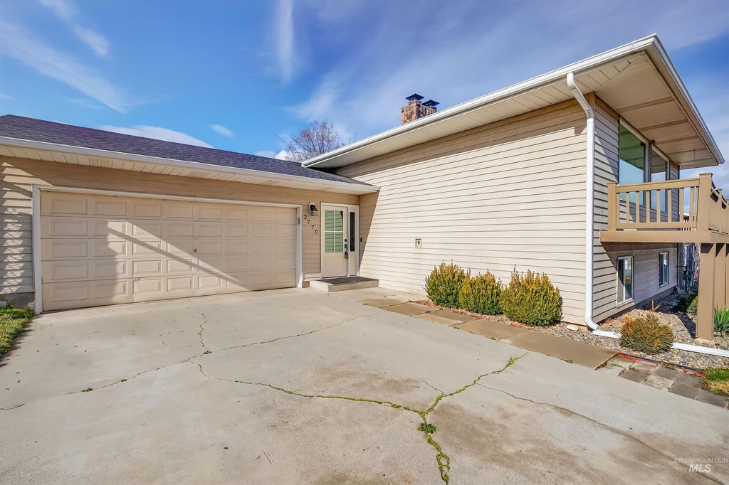 Photo of 2770 Rainier Street, Clarkston, WA 99403 (MLS # 98977466)