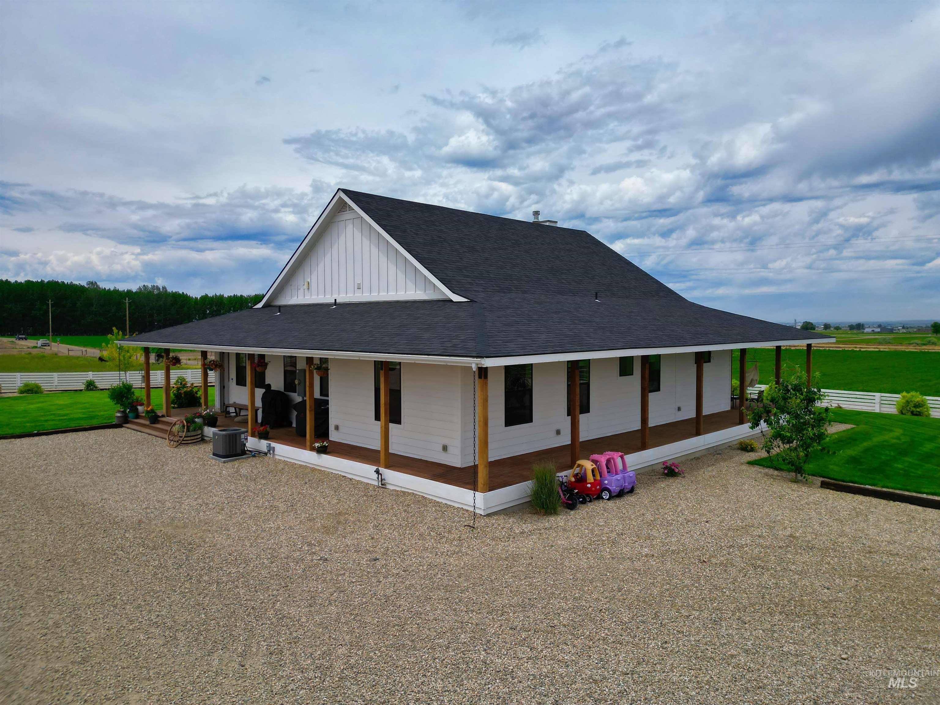 21907 Upper Pleasant Ridge Road, Caldwell, Idaho image 8