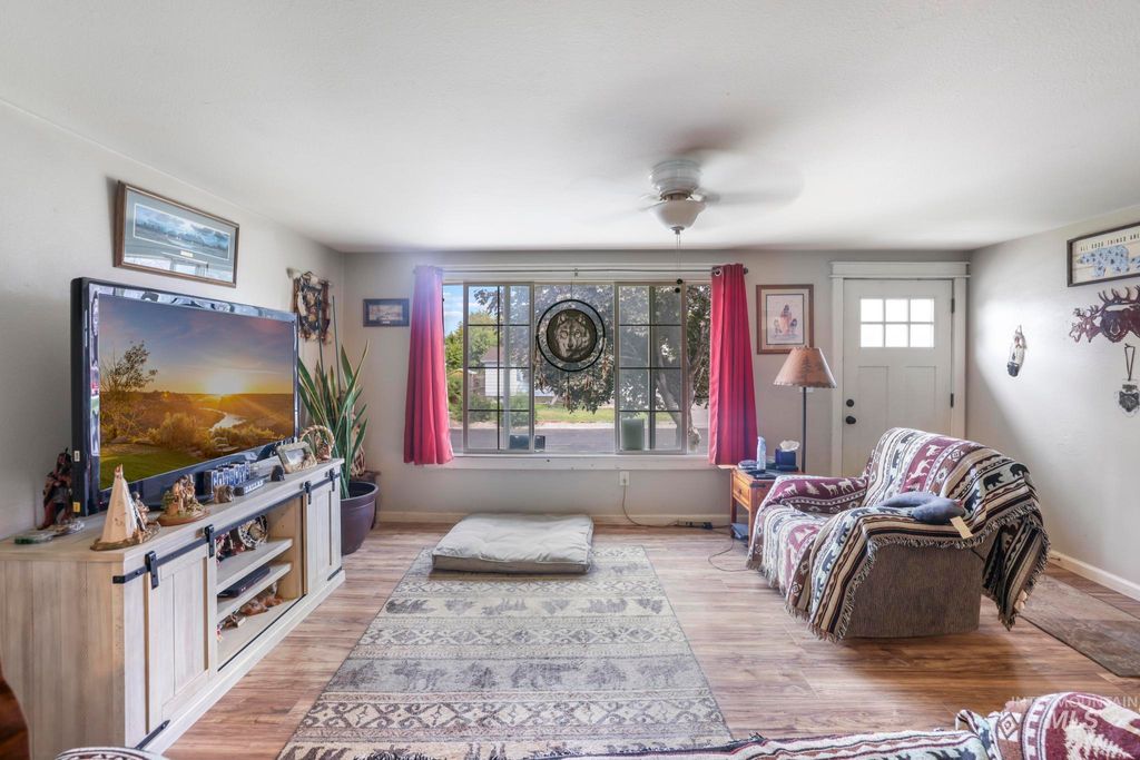 Photo of 107 Davis, Filer, ID 83328 (MLS # 98960649)