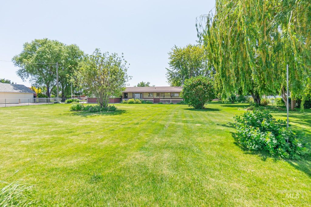 Photo of 26375 Peckham Rd, Wilder, ID 83676 (MLS # 98983795)