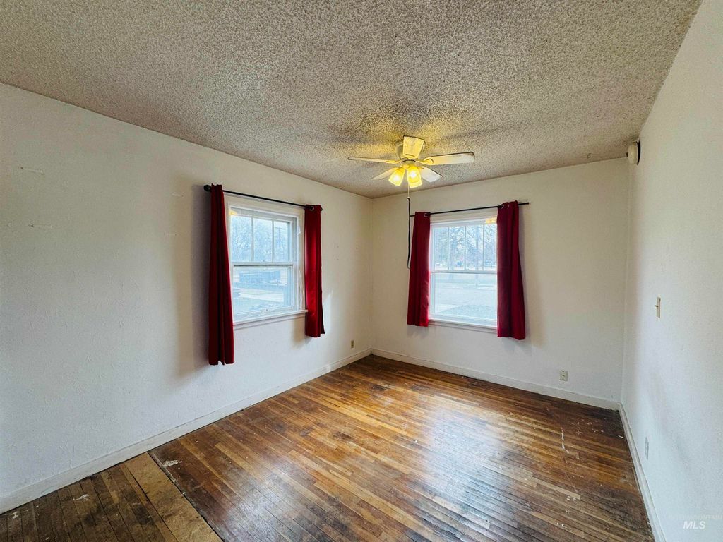 Photo of 419 21st Avenue South Ave, Nampa, ID 83651 (MLS # 98972780)