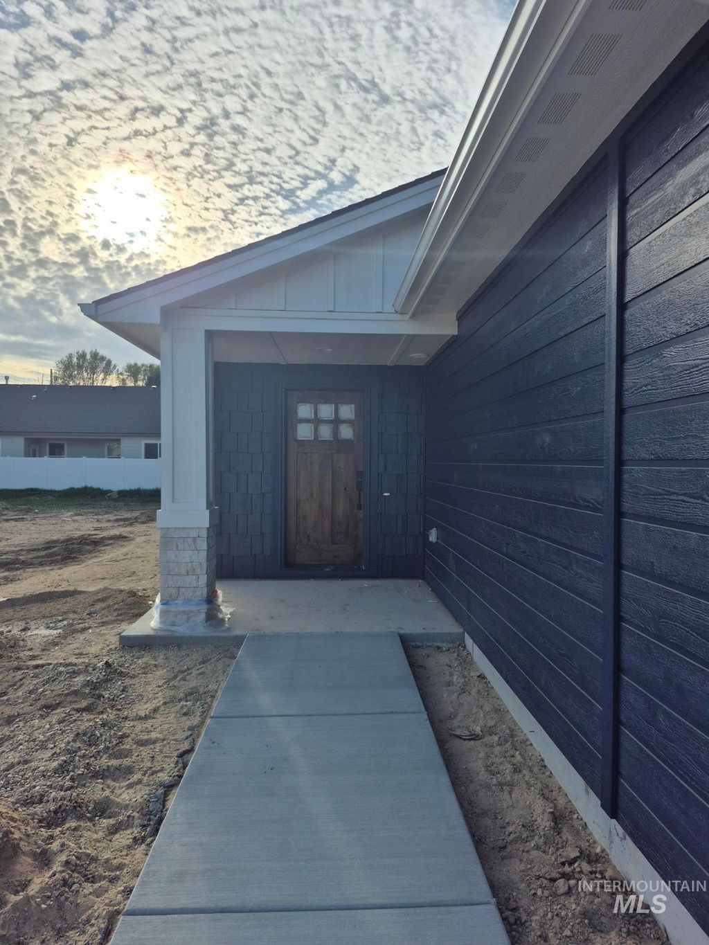 Photo of 969 S Almond St, Nampa, ID 83686 (MLS # 98982326)