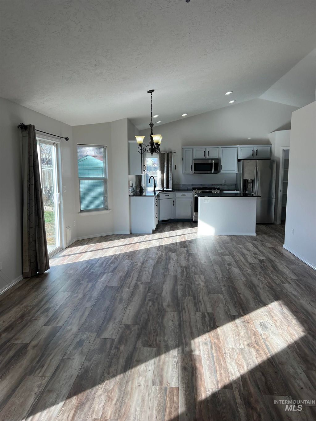 Photo of 1065 E Fossilstone Ct, Kuna, ID 83634 (MLS # 98978990)