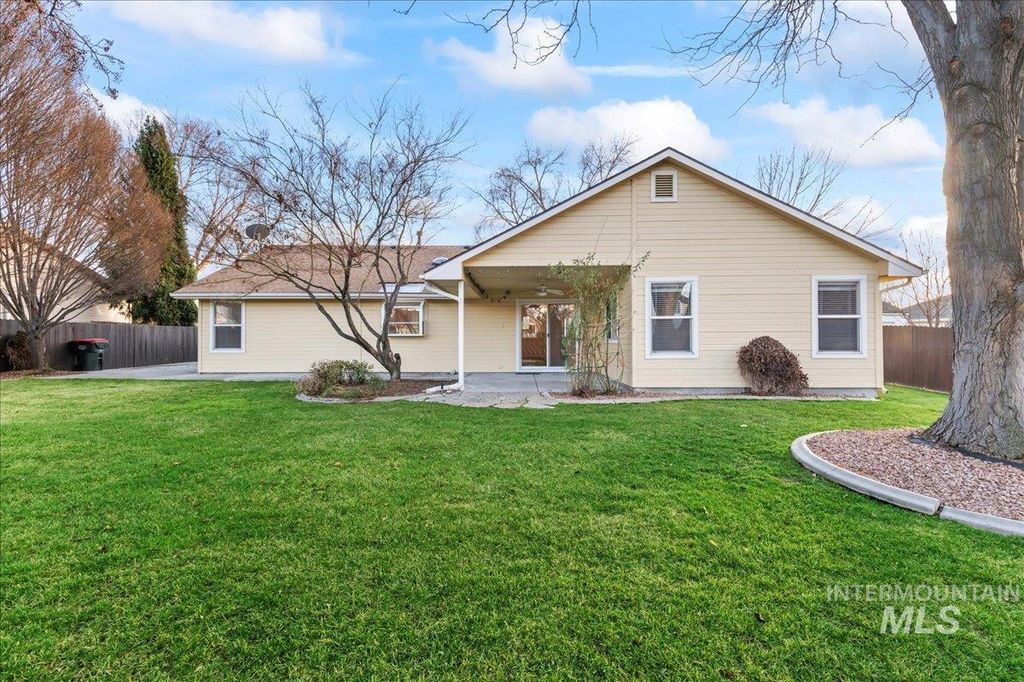 Photo of 1986 E Easy Jet St, Meridian, ID 83642 (MLS # 98971500)